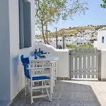 Matilda Milos - Cycladic Living * Triovasalos