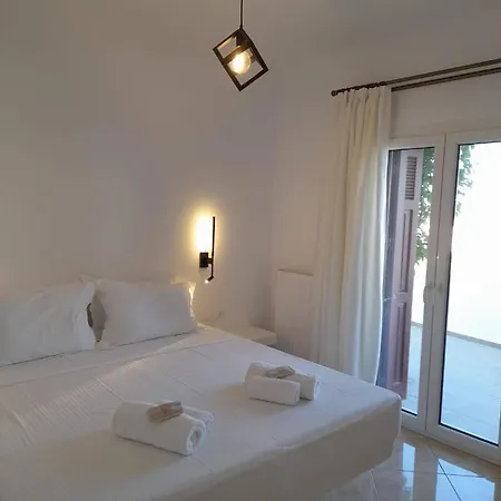 Matilda Milos - Cycladic Living * Triovasálos