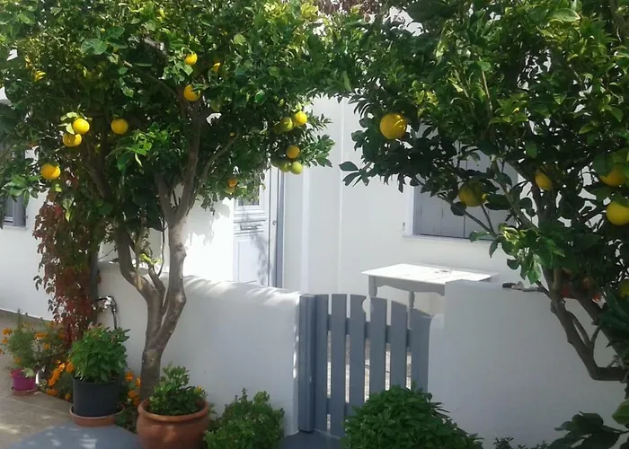 Matilda Milos - Cycladic Living * Triovasálos