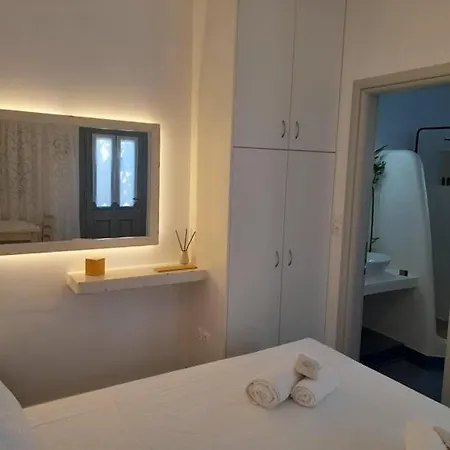 Matilda Milos - Cycladic Living * Triovasálos