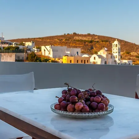 Matilda Milos - Cycladic Living Triovasálos