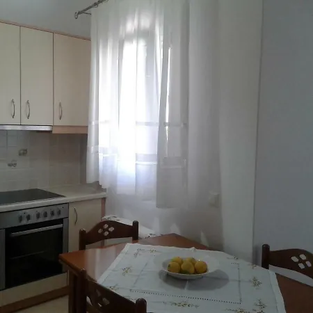 Matilda Milos - Cycladic Living * Triovasálos