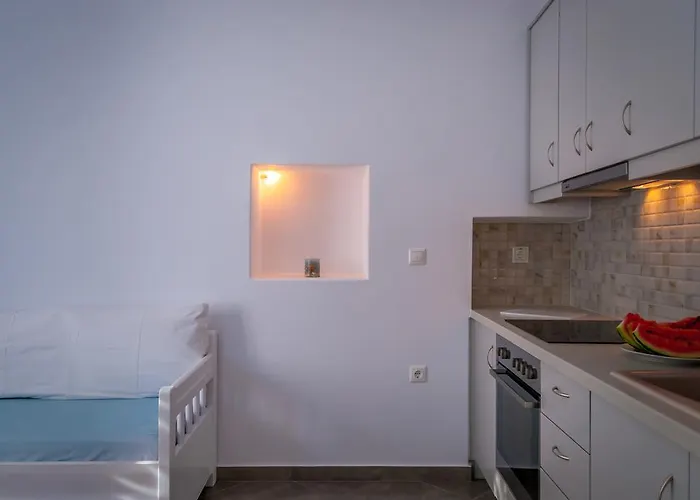 Matilda Milos - Cycladic Living * Triovasálos