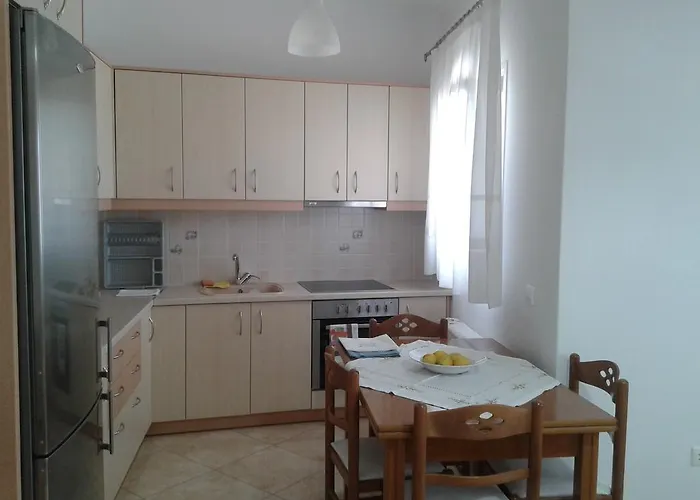 Matilda Milos - Cycladic Living *